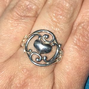 Avon Heart Ring